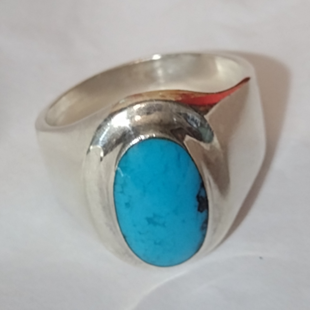 Sterling Silver & Turquoise Ring